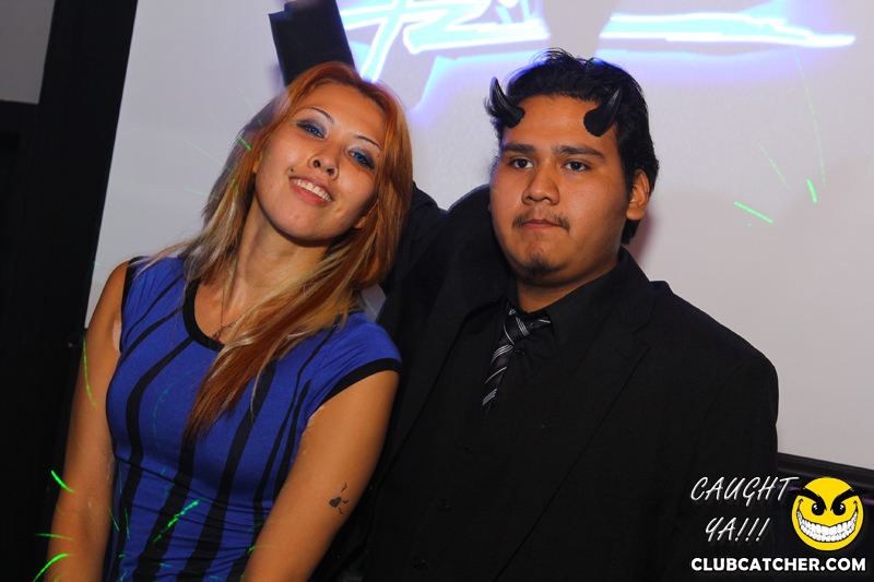 Studio lounge photo 128 - November 1st, 2014