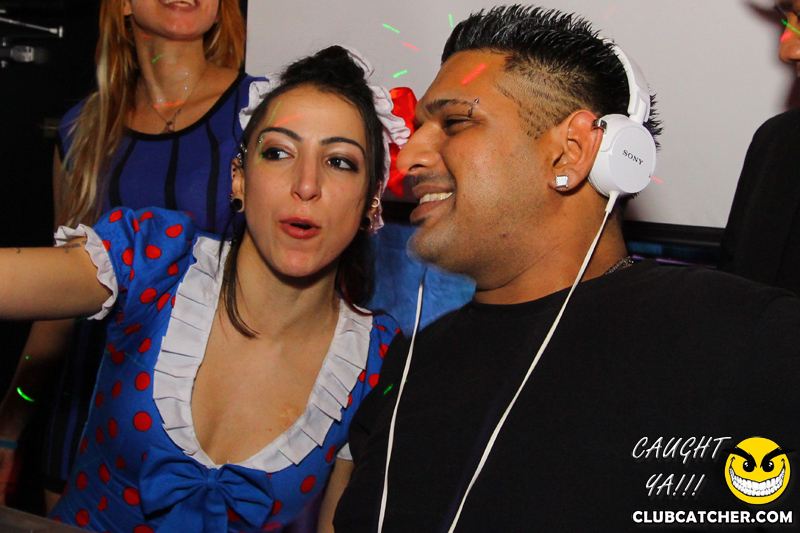 Studio lounge photo 134 - November 1st, 2014