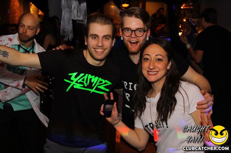 Studio lounge photo 144 - November 1st, 2014