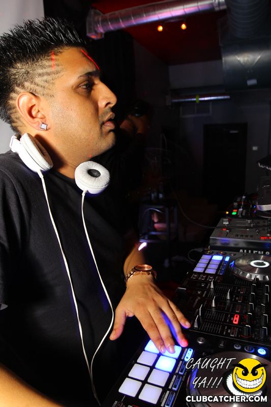 Studio lounge photo 154 - November 1st, 2014