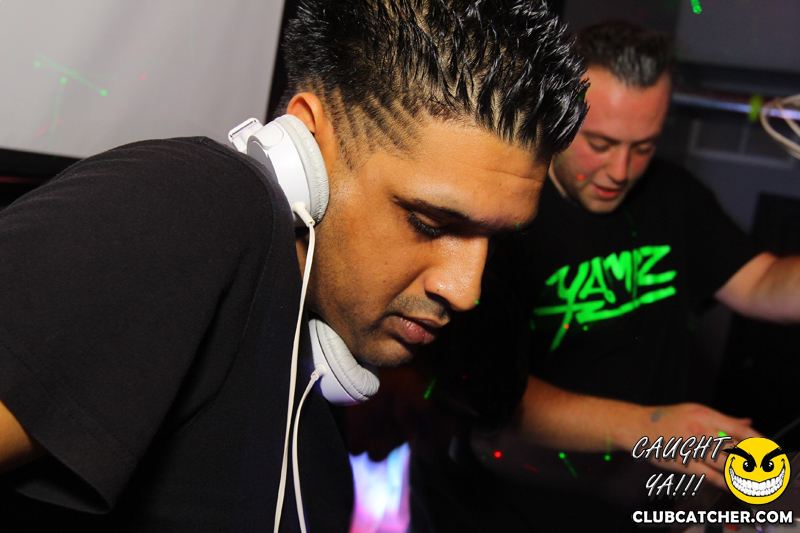 Studio lounge photo 18 - November 1st, 2014