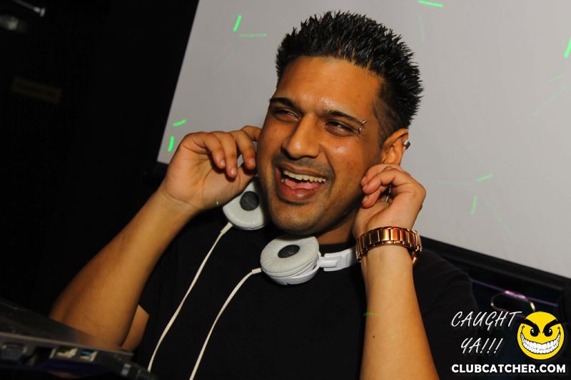 Studio lounge photo 29 - November 1st, 2014