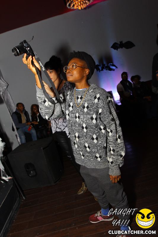 Studio lounge photo 35 - November 1st, 2014