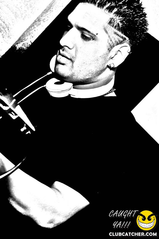 Studio lounge photo 36 - November 1st, 2014