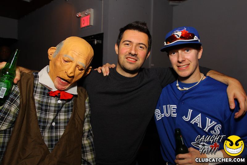 Studio lounge photo 39 - November 1st, 2014