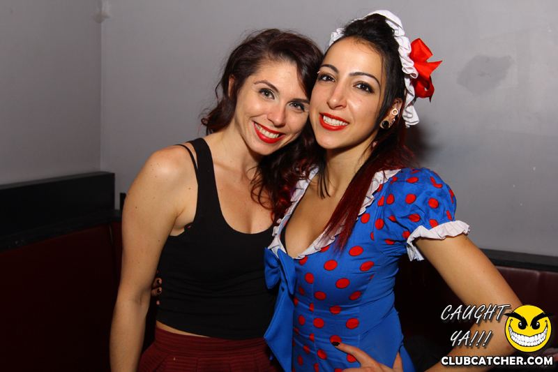 Studio lounge photo 46 - November 1st, 2014