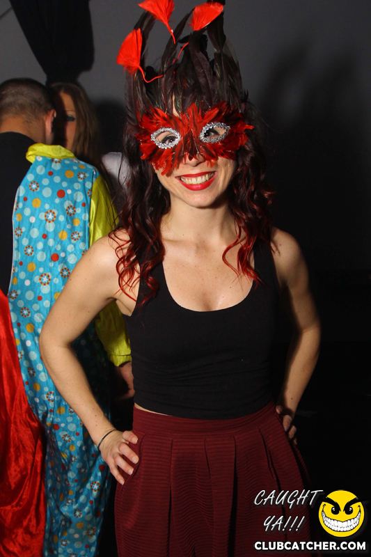 Studio lounge photo 62 - November 1st, 2014