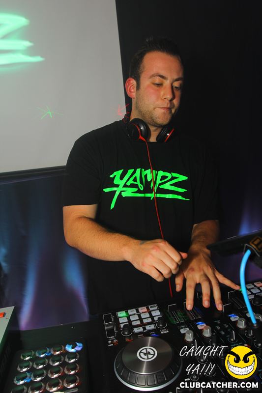 Studio lounge photo 66 - November 1st, 2014