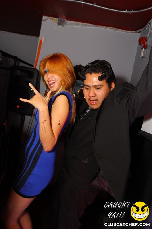 Studio lounge photo 96 - November 1st, 2014