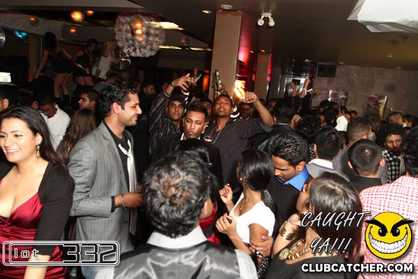 Lot332 nightclub photo 1 - November 27th, 2010