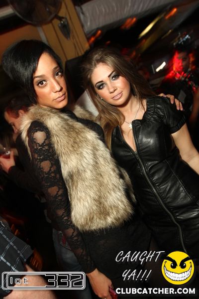 Lot332 nightclub photo 110 - November 27th, 2010