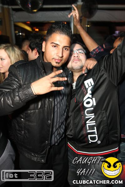 Lot332 nightclub photo 119 - November 27th, 2010