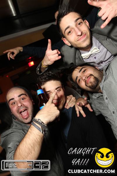 Lot332 nightclub photo 123 - November 27th, 2010