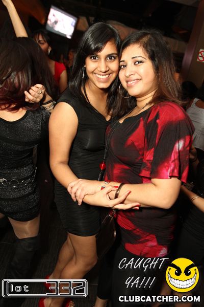 Lot332 nightclub photo 131 - November 27th, 2010