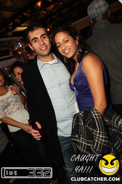 Lot332 nightclub photo 134 - November 27th, 2010