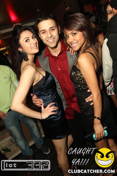 Lot332 nightclub photo 140 - November 27th, 2010