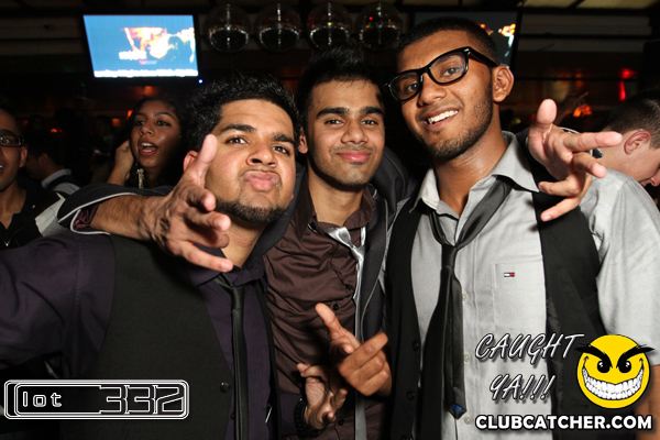 Lot332 nightclub photo 144 - November 27th, 2010