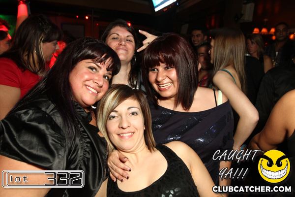 Lot332 nightclub photo 158 - November 27th, 2010