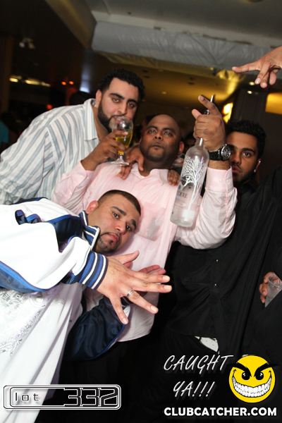 Lot332 nightclub photo 164 - November 27th, 2010