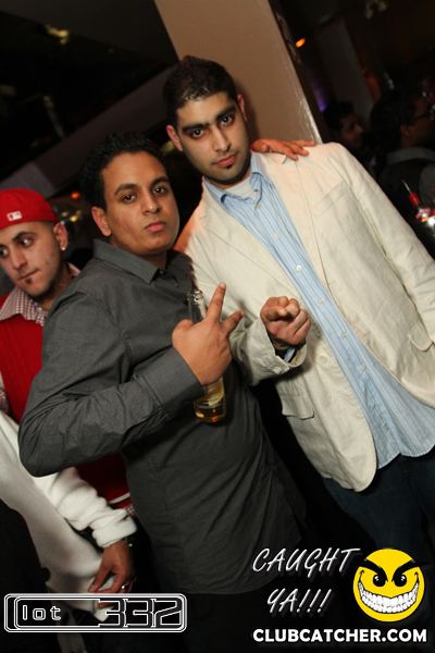 Lot332 nightclub photo 166 - November 27th, 2010