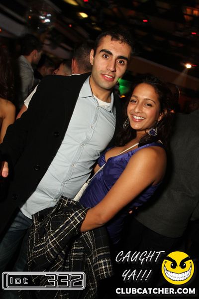 Lot332 nightclub photo 177 - November 27th, 2010