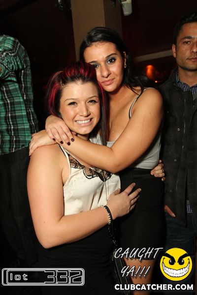 Lot332 nightclub photo 179 - November 27th, 2010