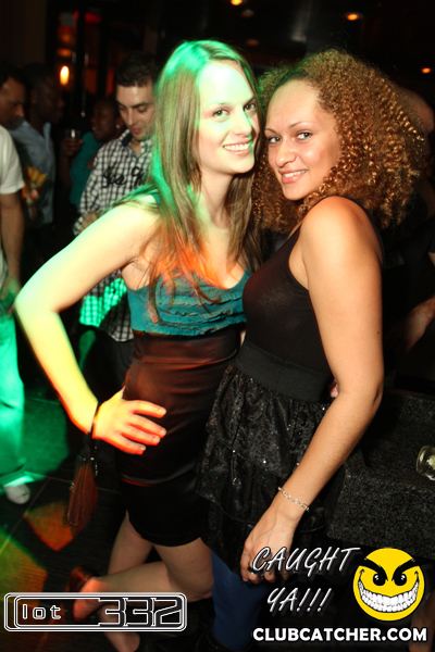 Lot332 nightclub photo 183 - November 27th, 2010