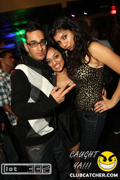 Lot332 nightclub photo 194 - November 27th, 2010
