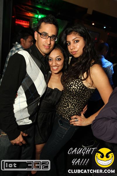 Lot332 nightclub photo 199 - November 27th, 2010