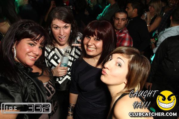 Lot332 nightclub photo 204 - November 27th, 2010