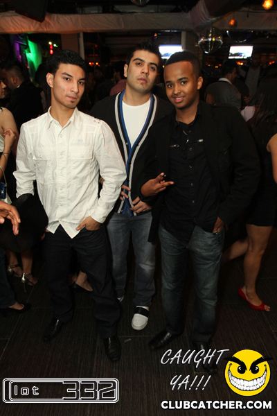 Lot332 nightclub photo 205 - November 27th, 2010