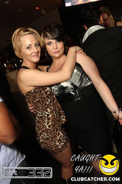 Lot332 nightclub photo 216 - November 27th, 2010