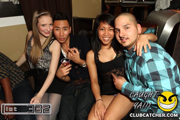 Lot332 nightclub photo 33 - November 27th, 2010