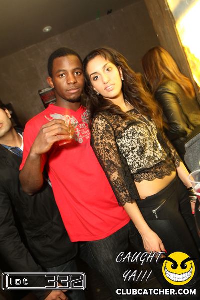 Lot332 nightclub photo 35 - November 27th, 2010