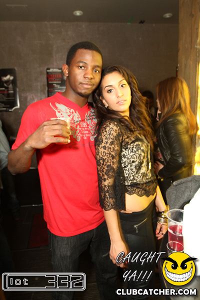 Lot332 nightclub photo 54 - November 27th, 2010