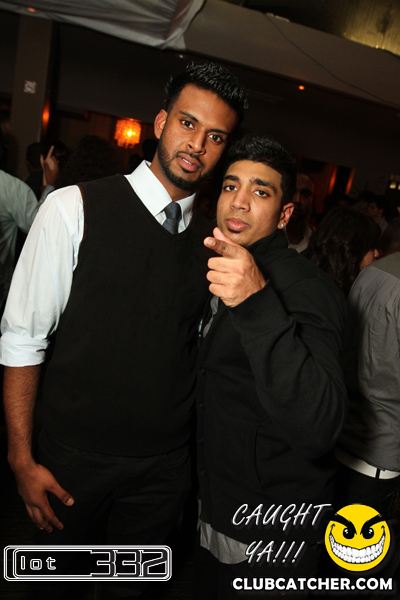 Lot332 nightclub photo 88 - November 27th, 2010