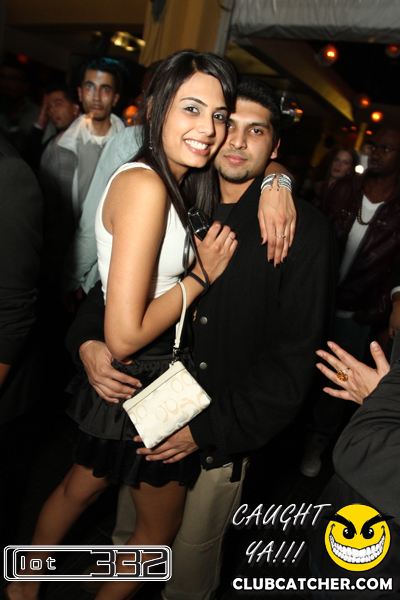 Lot332 nightclub photo 89 - November 27th, 2010