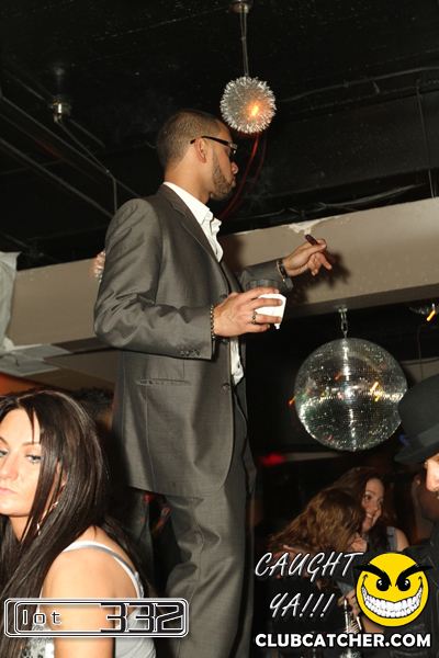 Lot332 nightclub photo 152 - December 26th, 2010