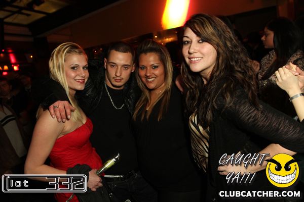 Lot332 nightclub photo 19 - December 26th, 2010