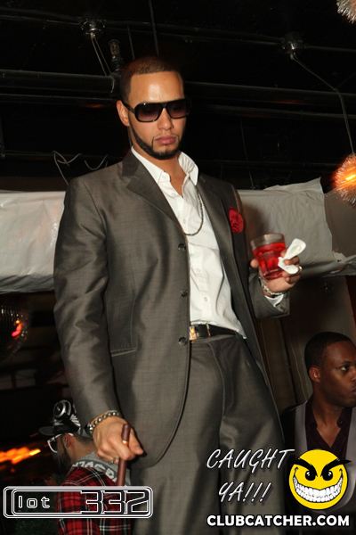 Lot332 nightclub photo 190 - December 26th, 2010