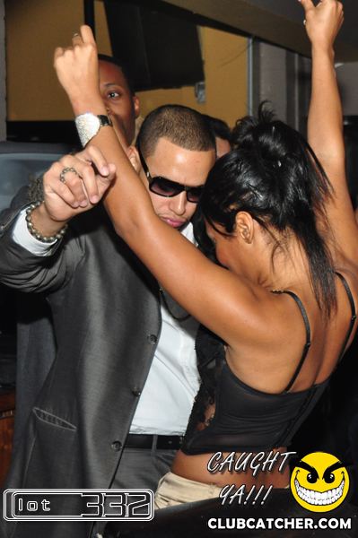 Lot332 nightclub photo 26 - December 26th, 2010