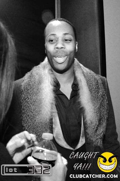 Lot332 nightclub photo 27 - December 26th, 2010