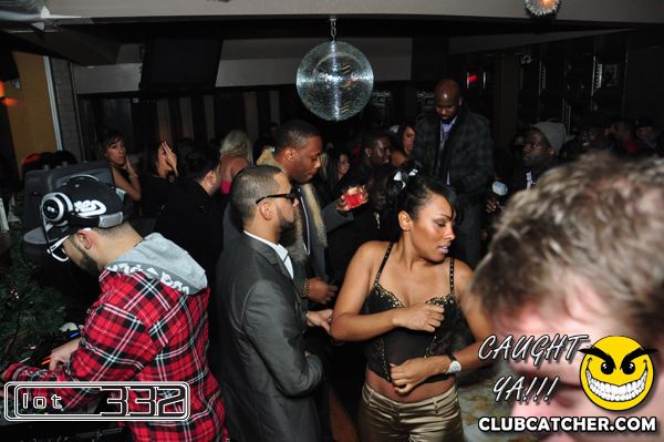 Lot332 nightclub photo 282 - December 26th, 2010