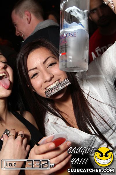 Lot332 nightclub photo 7 - December 26th, 2010