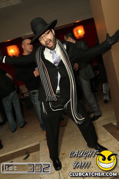 Lot332 nightclub photo 96 - December 26th, 2010