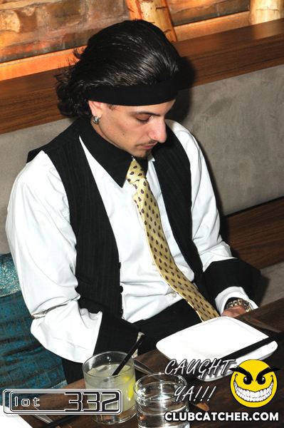 Lot332 nightclub photo 11 - December 29th, 2010