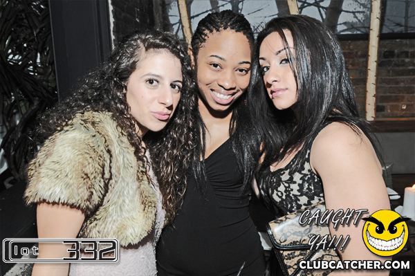 Lot332 nightclub photo 33 - December 29th, 2010