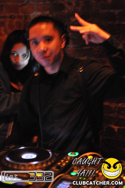 Lot332 nightclub photo 44 - December 29th, 2010