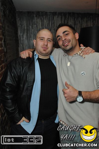 Lot332 nightclub photo 49 - December 29th, 2010