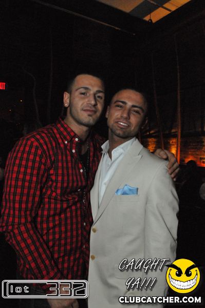 Lot332 nightclub photo 53 - December 29th, 2010